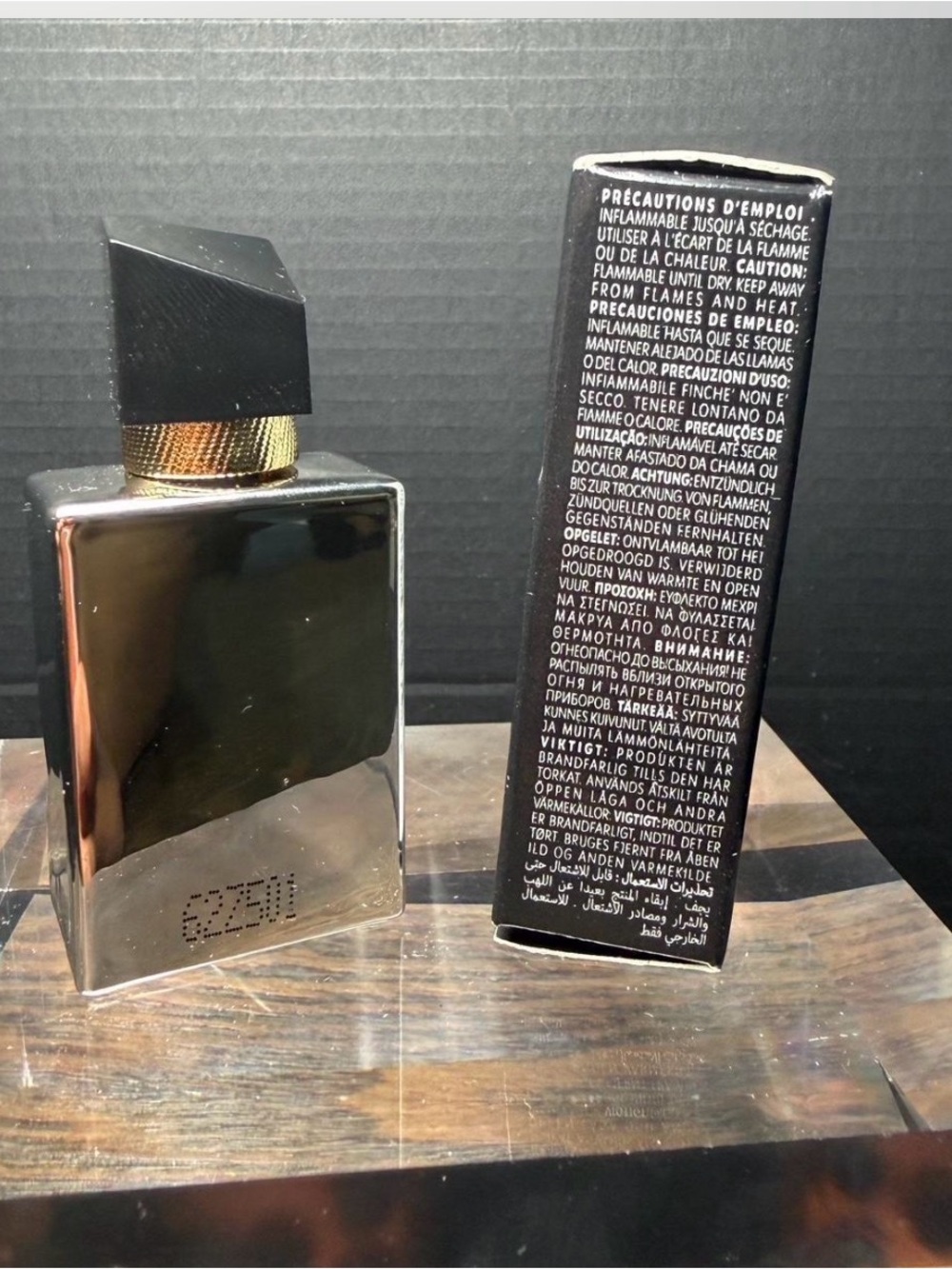 Yves Saint Laurent mini perfume 7.5 ml. - Picture 3 of 4
